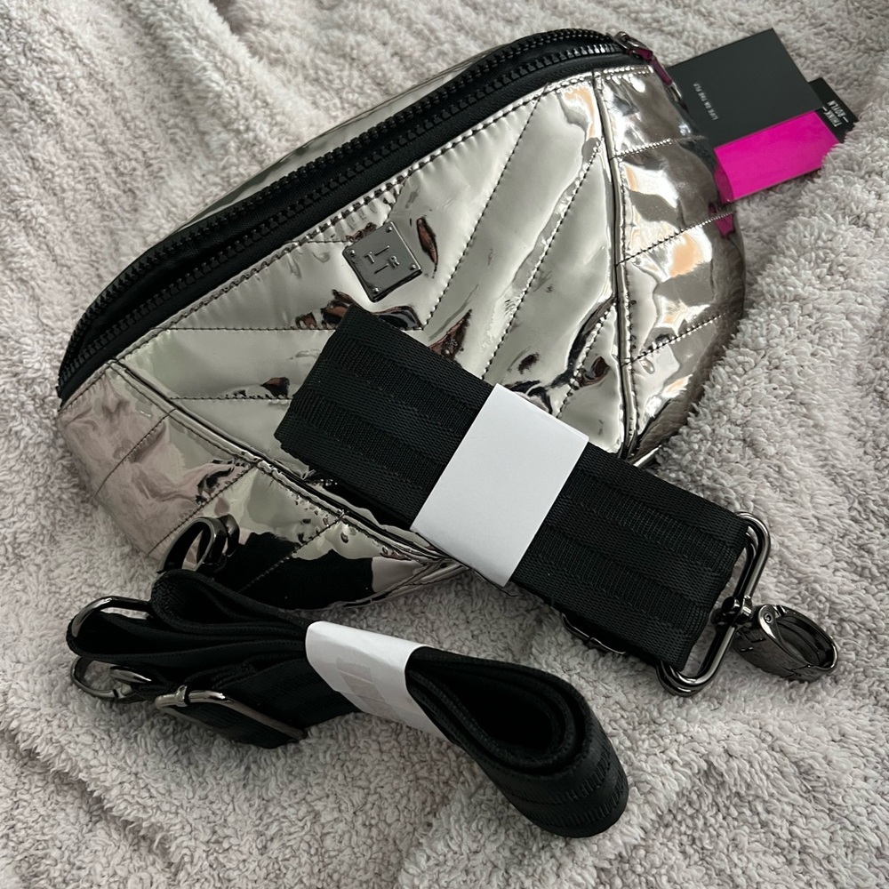 NEW w/tags and two straps THINK ROYLN Silver Quilted Bag with Black Accents